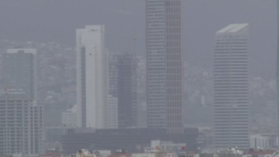 Beklenen oldu, İzmir'e çamur yağdı