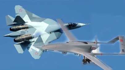 "Beşinci nesil Su-57 avcı uçaklarına İHA'larla taarruz etme özelliği yükleniyor"