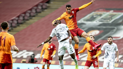 Galatasaray Emre Akbaba ile sevindi