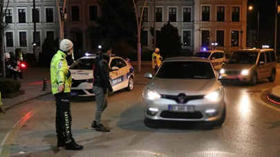 Kısıtlamalara uymayan 26 bin 649 kişiye ceza