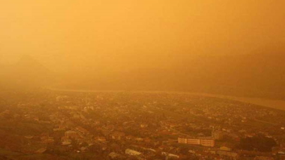 Meteoroloji toz taşınımı uyarısını 24 kente çıkardı: Çamur yağabilir