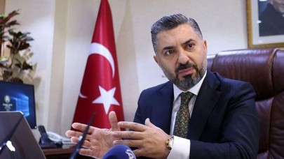 RTÜK Başkanlığı dışında Halk Bankası Yönetim Kurulu üyeliğimden maaş alıyorum