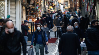 Sağlıkçılardan Fahrettin Koca'ya tepki