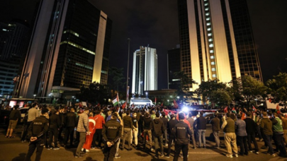 Başkonsolosluk önünde Mescid-i Aksa saldırısı protesto edildi