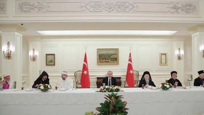 Cumhurbaşkanı Erdoğan, azınlık cemaat liderleri ile iftarda bir araya geldi