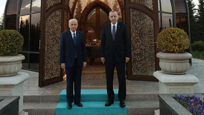 Bahçeli'nin Anayasası'nda Erdoğan'a 3. kez seçilme hakkı
