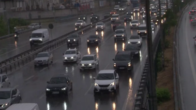 İstanbul'da yağmur trafiği