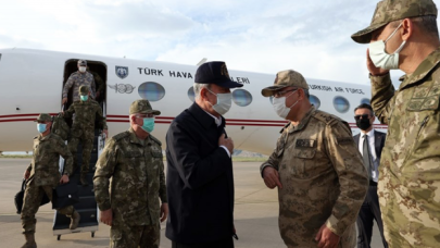 Milli Savunma Bakanı Akar, Irak sınırında