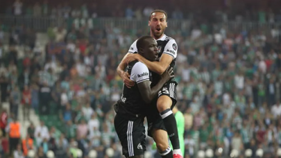 PFDK'dan Beşiktaşlı Aboubakar ve Cenk Tosun'a ceza