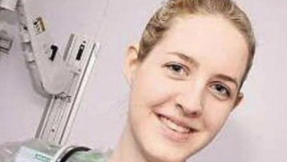 Sekiz bebeği öldürmekle suçlanan hemşire hakim karşısında