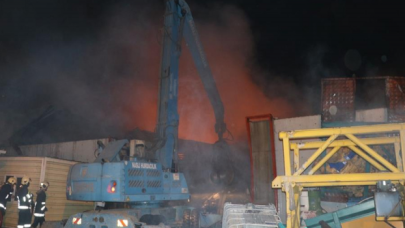 Ankara'daki yangın: 3 görevli dumandan etkilendi