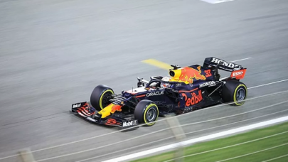 Formula 1 Fransa Grand Prix'sinde zafer Max Verstappen'in