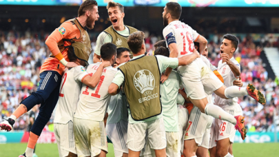 İspanya, 8 gollü maçta çeyrek final biletini kaptı
