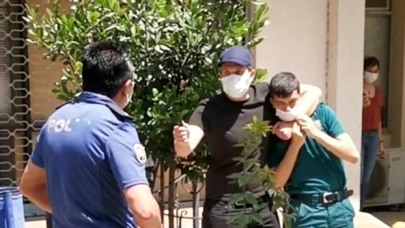 İzmir'de bıçaklı saldırgan, engelli memuru rehin aldı