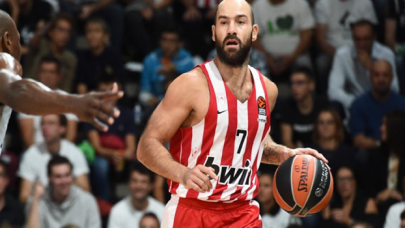 Olympiakos'un tecrübeli basketbolcusu kariyerini sonlandırdı