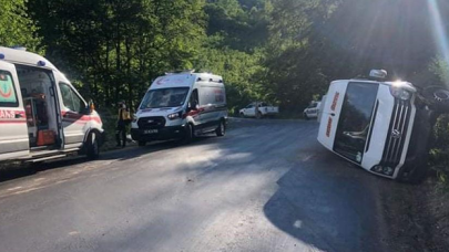 Ordu'da minibüs devrildi: 15 yaralı