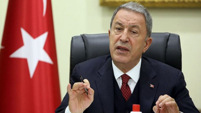 Bakan Akar: "Teröristler kaçacak delik arıyor"