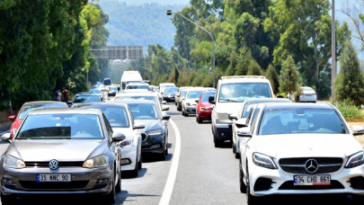 Bayram tatili bitti, dönüş çilesi başladı