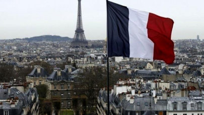 Fransa'ya "İslam karşıtlığını meşrulaştıran yasa" tepkisi