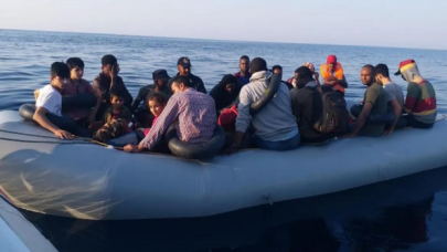 İzmir açıklarında 344 kaçak göçmen kurtarıldı