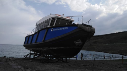 Kar etmiyor, altından yel geçiyor.