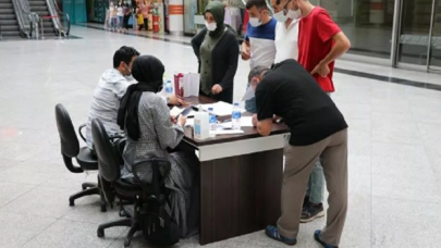 Karabük'te alışveriş merkezinde randevusuz aşı uygulaması başlatıldı