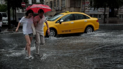 Meteoroloji'den Marmara bölgesi için kuvvetli sağanak yağış uyarısı