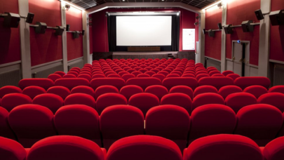 Sinema biletlerinde "sıfır vergi" Mayıs 2022'ye uzatıldı