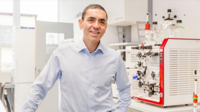 Uğur Şahin: Tam bağışıklık için 3. doz gerekli