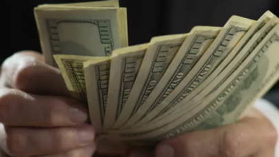 Vatandaşların döviz mevduatları 620.5 milyon dolar arttı