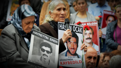 Cumartesi Anneleri'nden "Dünya Kayıplar Günü" mesajı "Hukuksuzluk ve işkenceye son"