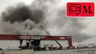 Esenyurt'ta bir fabrikaya ait depoda yangın çıktı