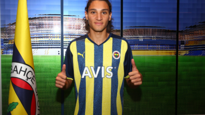 Fenerbahçe, Emir Ortakaya'yı renklerine bağladı