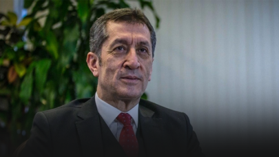 İstifa eden Ziya Selçuk'tan öğrencilere mesaj: Yanınıza yeniden hoş geldim