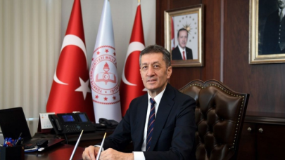 Milli Eğitim Bakanı Ziya Selçuk odasını boşalttı!