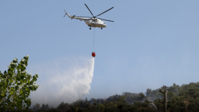 Tunceli'deki orman yangına 2 helikopter ve 1 uçakla müdahale ediliyor