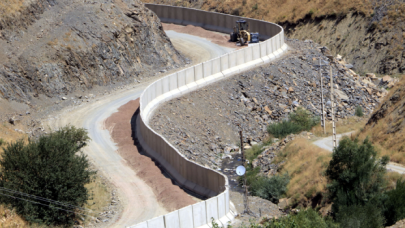 Yüksekova- İran sınır hattına 43 kilometre beton duvar örüldü