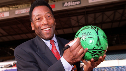 Brezilyalı efsane futbolcu Pele yoğun bakım ünitesinden çıkarıldı