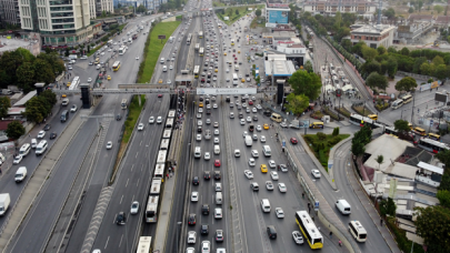 Haftanın ilk gününde İstanbul'da trafik yoğunluğu yüzde 55!