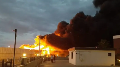 Manisa'da geri dönüşüm tesisinde korkutan yangın!