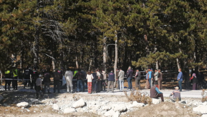 Afyonkarahisar'da öğrenci servisi devrildi!