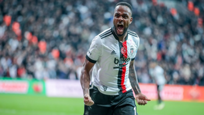 Beşiktaş'tan Larin'e 2 milyon Euro