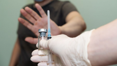 Aşı karşıtları parti kurdu: Dayatmasız Yaşam Partisi