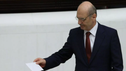 Eski bakan Erdoğan Bayraktar'dan ilginç sözler!