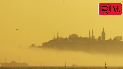 Faciaya ramak kala!  İstanbul Boğazı'nda vapur ile motor az kalsın çarpışıyordu