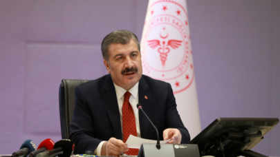 Fahrettin Koca: Favipiravir yerine Molnupiravir kullanılacak