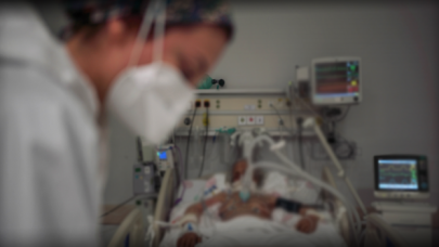 Koronavirüsten son 24 saatte 226 kişi daha hayatını kaybetti