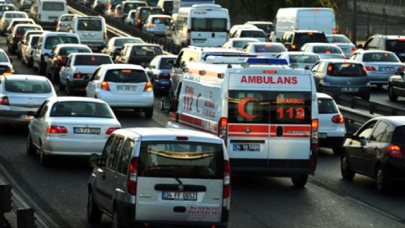 Ambulansa yol verirken fermuar sistemi nedir?