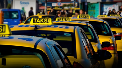 Taksi sürücüleri tarife güncellemek için sıraya girdi