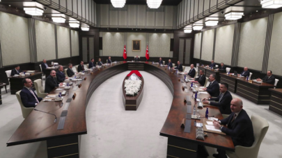 Kabine bugün toplanıyor: Gündemde yüksek elektrik faturaları var